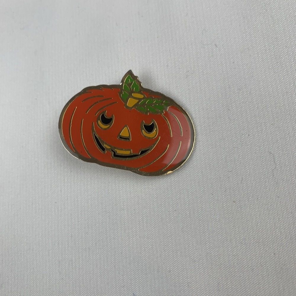 Vtg Smiling Jack O Lantern Pumpkin Pin Enamel Halloween 1.50" Long Pin